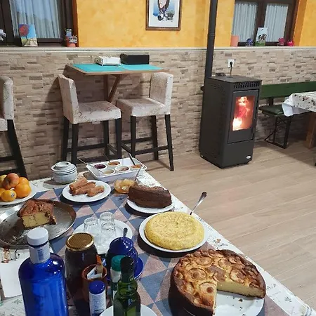 Κατάλυμα σε φάρμα El Piensu *