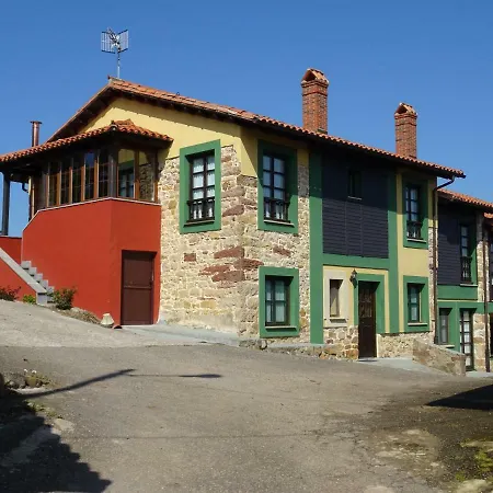 Farm stay El Piensu